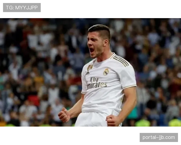 塞门约冬窗加盟曼城 4场造4球解哈兰德依赖症